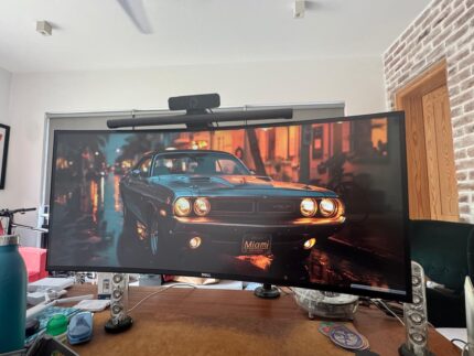 Dell U3419W UltraSharp 34-inch Curved WQHD Monitor with AVLT Single Monitor Arm Desk Mount